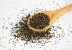 What’s The Skinny on Super Seeds?  Chia Seeds vs. Flax Seeds